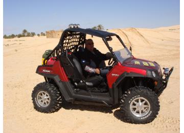 Raid en Tunisie en Polaris RZR S