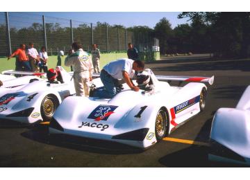 Au volant du Spyder 905 Peugeot