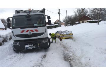 IL ETAIT UN PEU GROS POUR NOUS